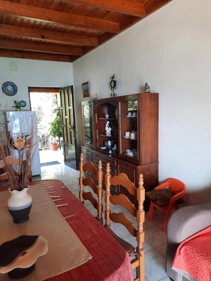 Emilios See View Apartment Barbati