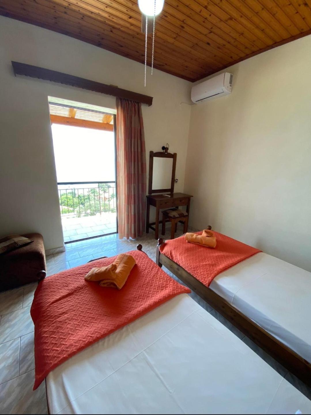 Emilios See View Apartment * Barbati