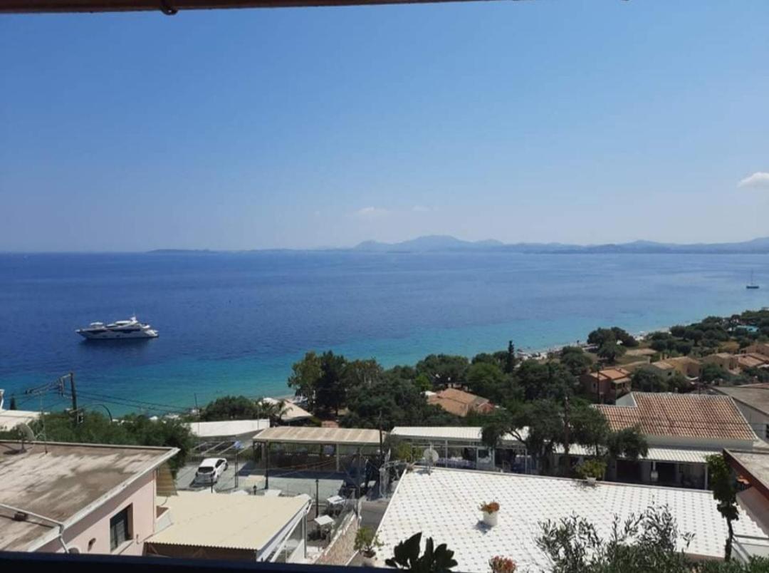 Emilios View Barbati